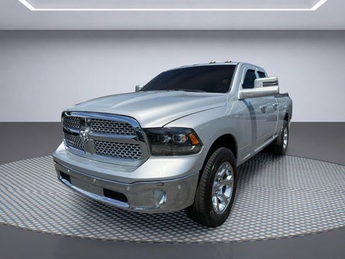 Used 2015 RAM 1500 Laramie w/ Convenience Group AWD/4WD image 2