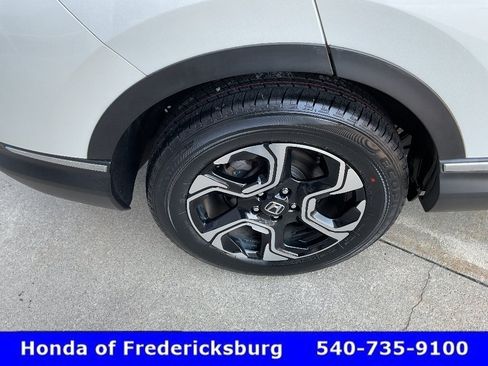 Used 2018 Honda CR-V Touring image 11