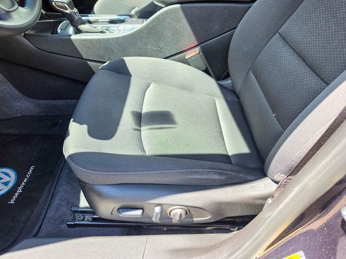 Used 2023 Chevrolet Malibu LT FWD image 12