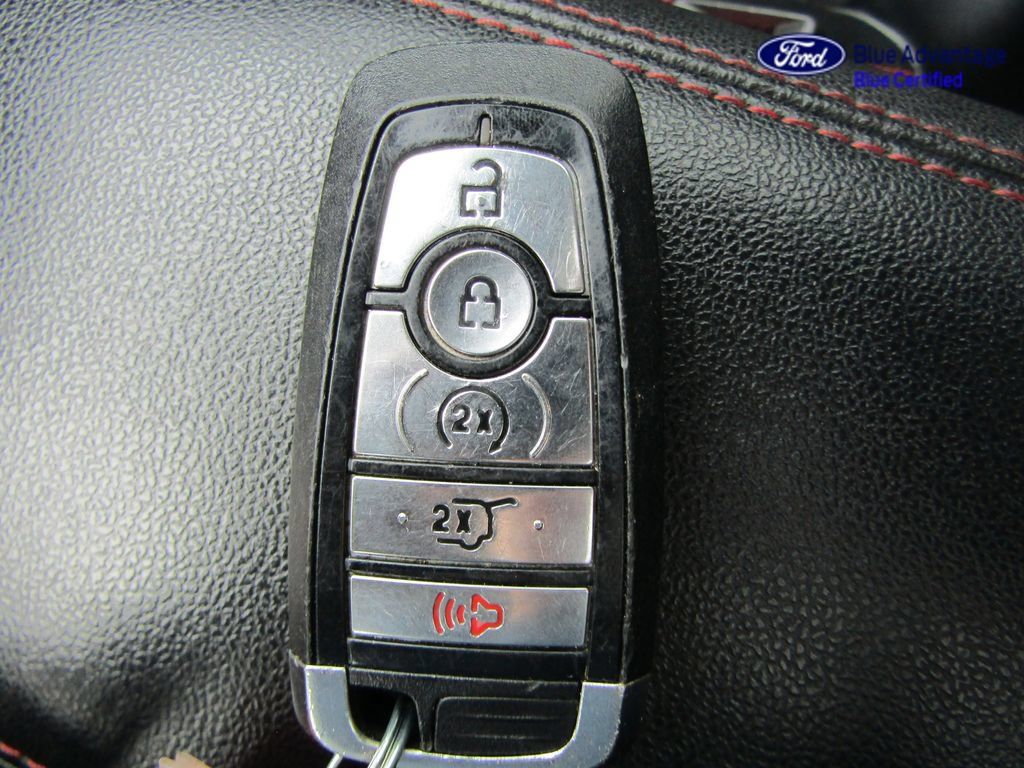 Certified 2025 Ford Escape ST-Line w/ Tech Pack #1 AWD/4WD image 55