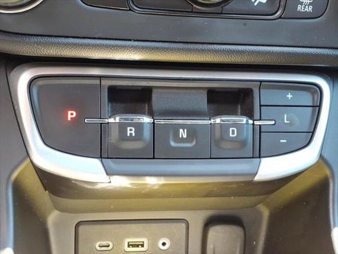 Used 2023 GMC Terrain SLE w/ Driver Convenience Package AWD/4WD image 23