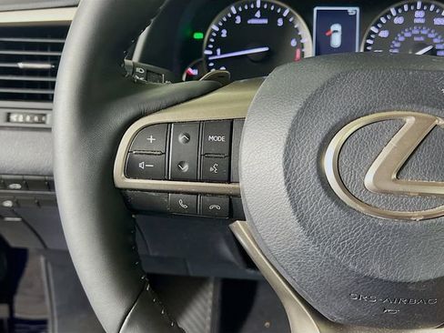 Used 2022 Lexus RX 350L Premium image 16