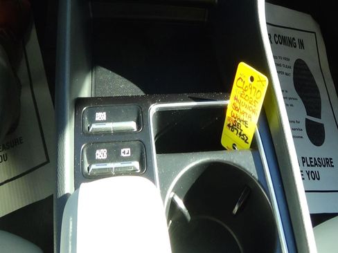 Used 2025 Hyundai Sonata SEL FWD image 30