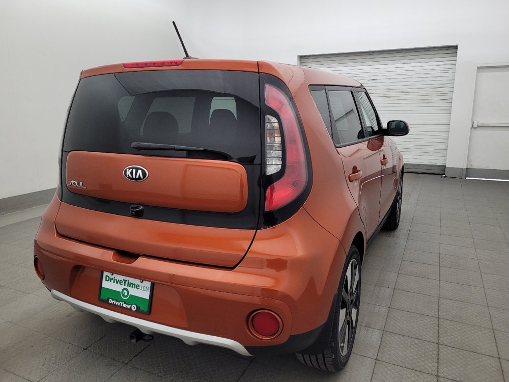 Used 2018 Kia Soul + FWD image 9