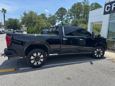 Used 2024 GMC Sierra 2500 Denali w/ Denali Reserve Package AWD/4WD image 2