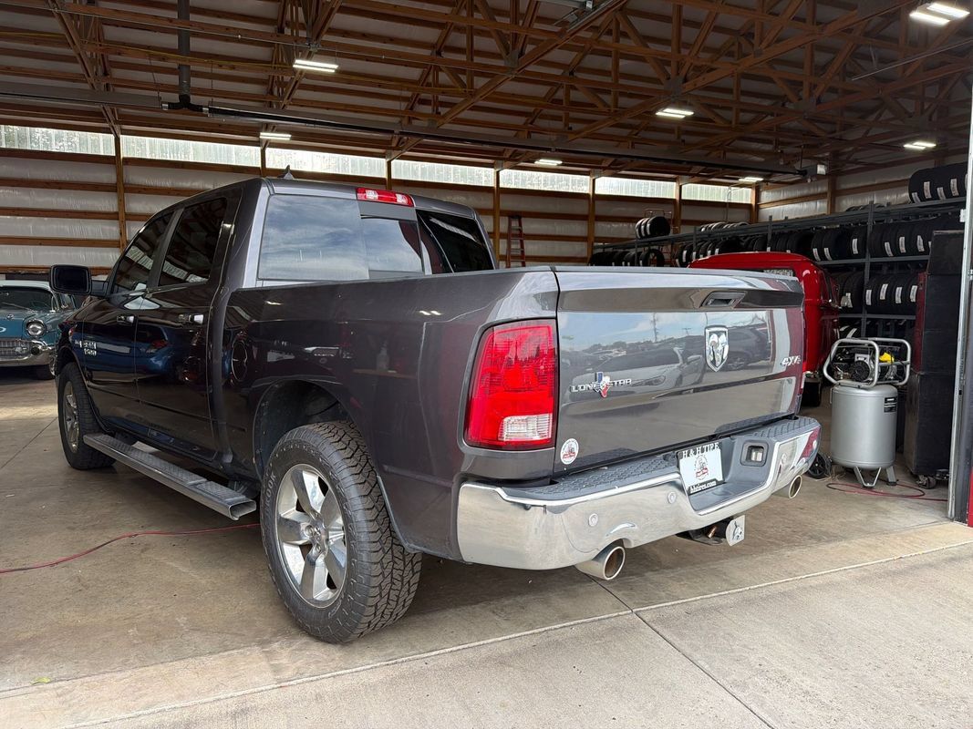 Used 2015 RAM 1500 Lone Star AWD/4WD image 10