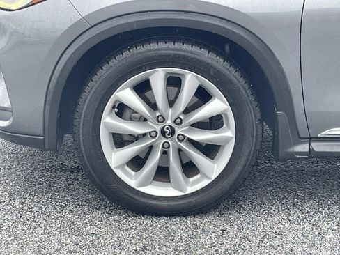 Used 2019 INFINITI QX50 Essential w/ Protection Package image 7