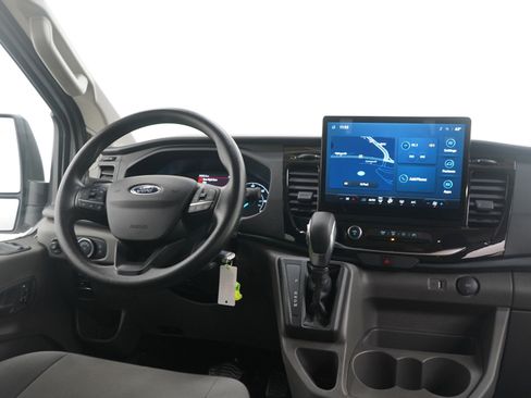Used 2024 Ford Transit 350 XLT image 16
