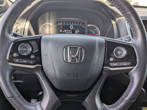 Used 2022 Honda Pilot Black Edition image 19