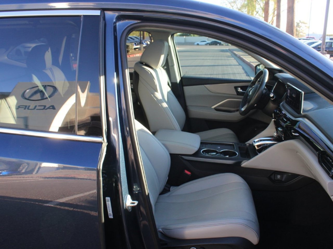 Used 2025 Acura MDX w/ Technology Package AWD/4WD image 13