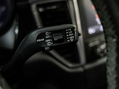 Used 2018 Porsche Macan S image 19