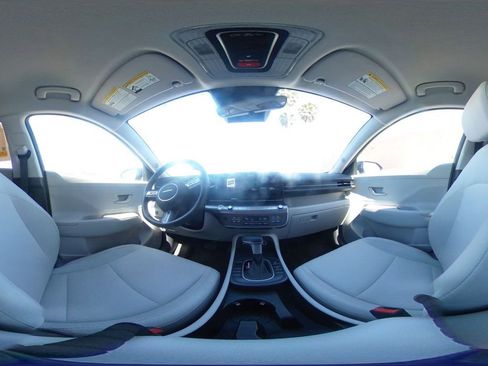 Used 2025 Hyundai Kona SEL image 44