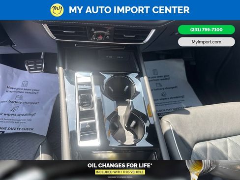 Used 2025 Volkswagen Atlas Cross Sport SEL Premium R-Line AWD/4WD image 23
