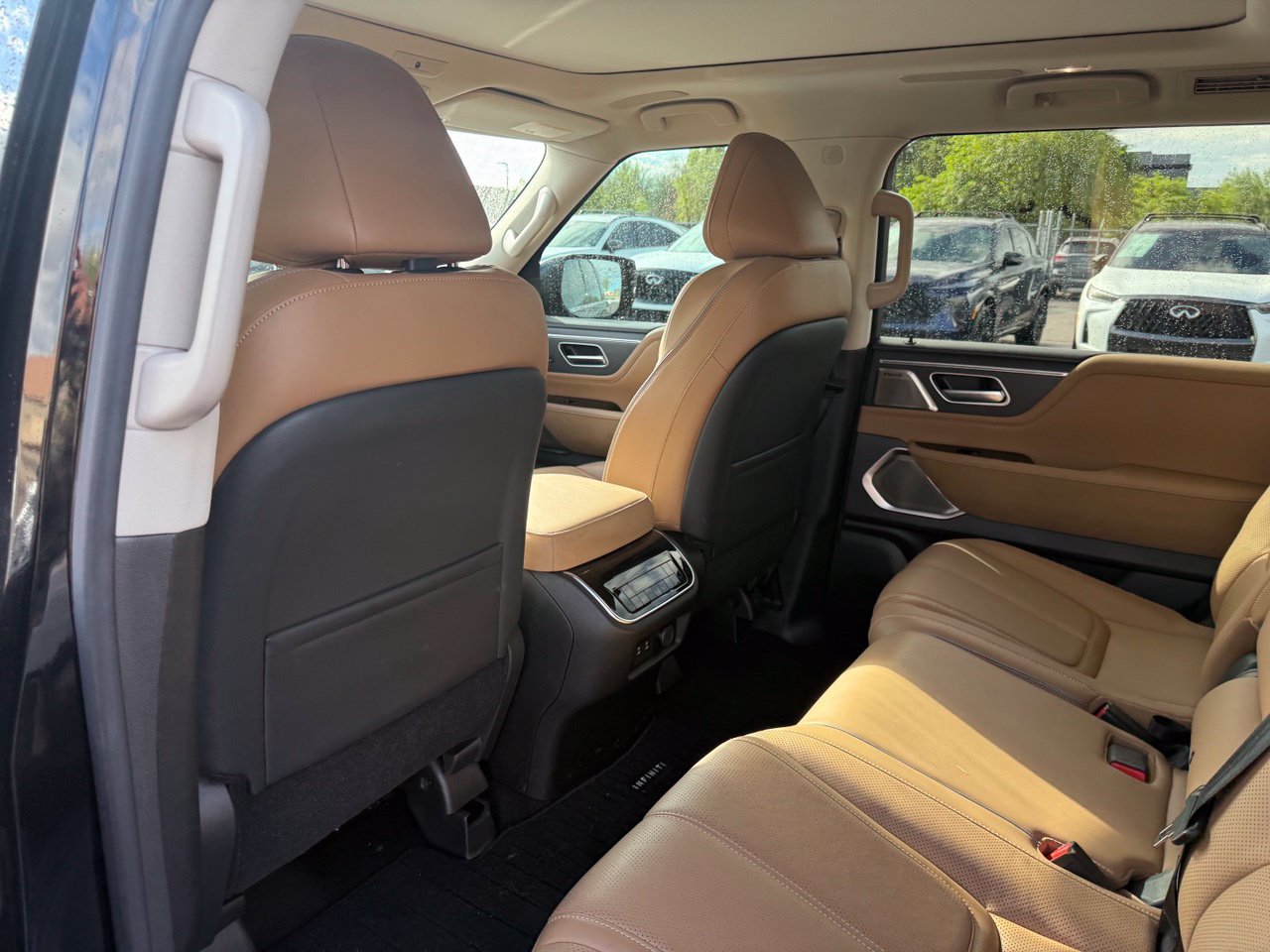 Certified 2025 INFINITI QX80 Sensory AWD/4WD image 11