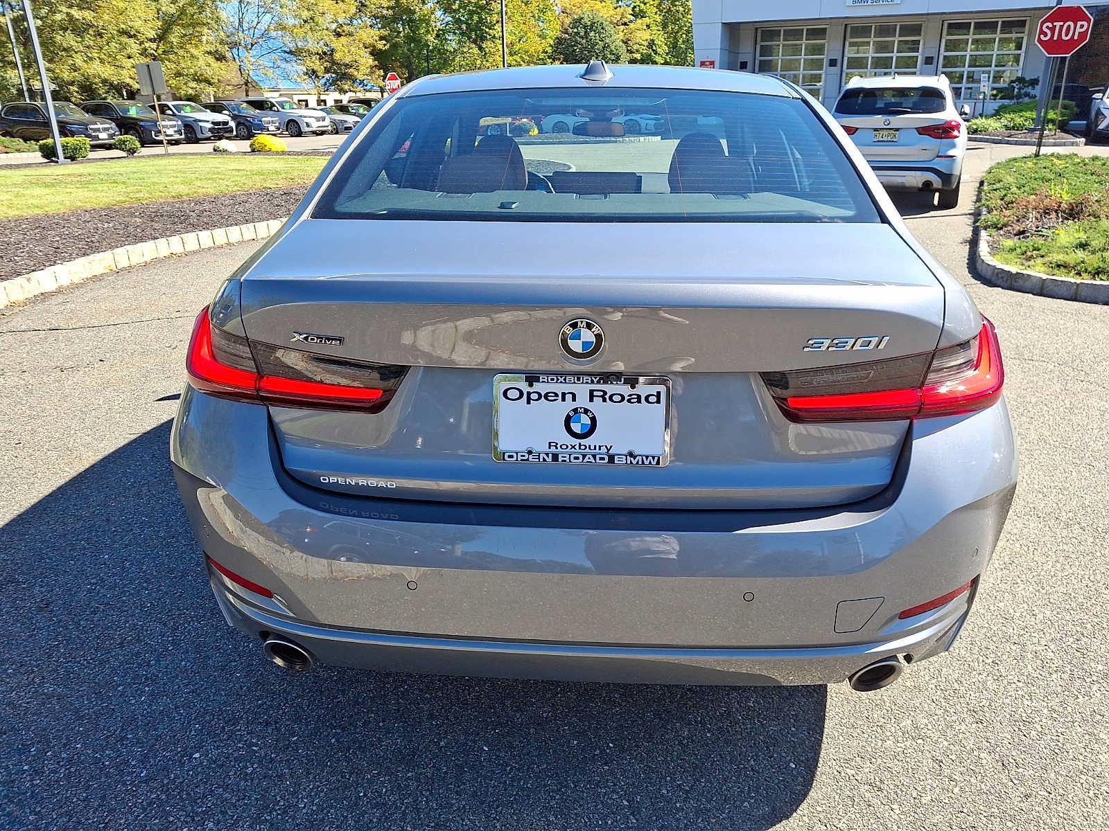 Used 2024 BMW 330i xDrive Sedan w/ Convenience Package AWD/4WD image 6