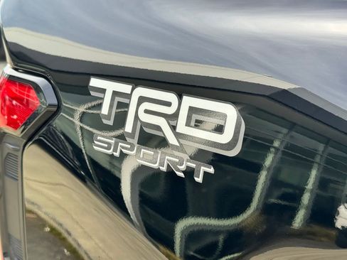 Used 2025 Toyota Tacoma TRD Sport image 46