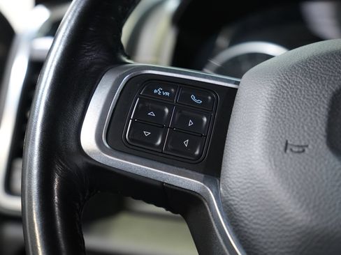 Used 2022 RAM 2500 Laramie AWD/4WD image 41