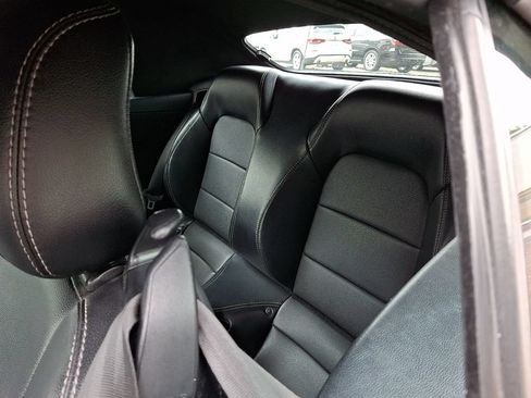 Used 2019 Ford Mustang Premium RWD image 12