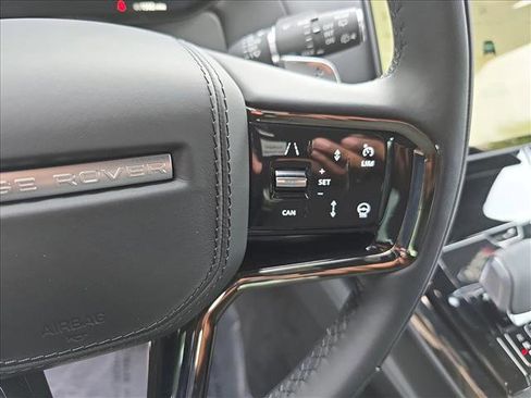 Certified 2025 Land Rover Range Rover Sport Dynamic SE image 19