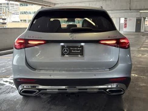 Certified 2025 Mercedes-Benz GLC 300 GLC 300 image 9