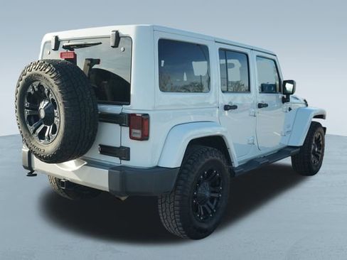 Used 2015 Jeep Wrangler Unlimited Sahara w/ Dual Top Group image 8