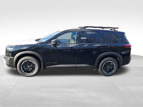 New 2025 Nissan Pathfinder Rock Creek image 2