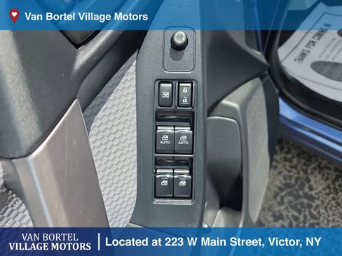 Used 2018 Subaru Forester 2.5i Premium w/ Protection Package #3A AWD/4WD image 11