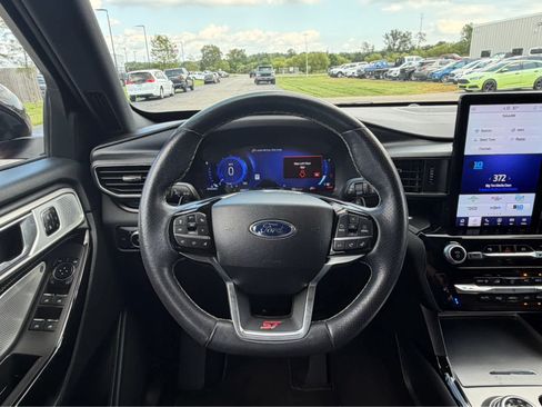 Used 2023 Ford Explorer ST w/ Equipment Group 401A AWD/4WD image 28
