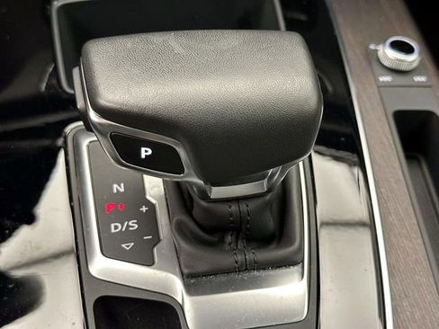 Used 2023 Audi Q5 2.0T Premium Plus w/ Premium Plus Package AWD/4WD image 28
