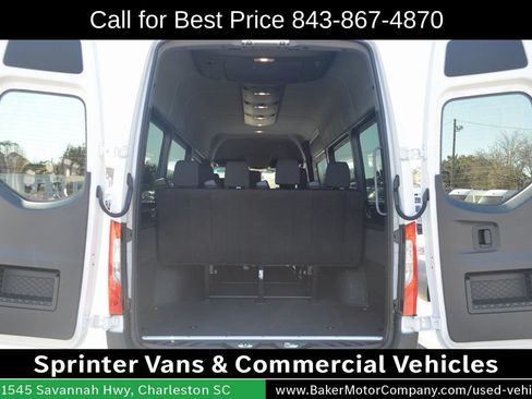 Used 2025 Mercedes-Benz Sprinter 2500 image 43