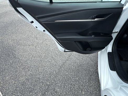 Certified 2025 Toyota Camry SE FWD image 21