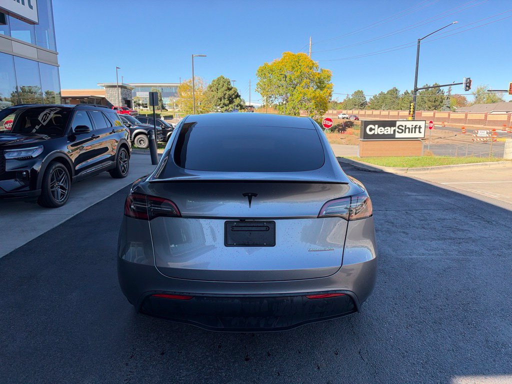 Used 2024 Tesla Model Y Performance AWD/4WD image 5