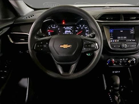 Used 2023 Chevrolet TrailBlazer LT AWD/4WD image 18