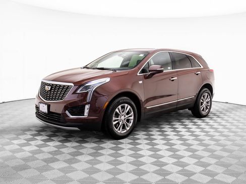 Certified 2023 Cadillac XT5 Premium Luxury image 3