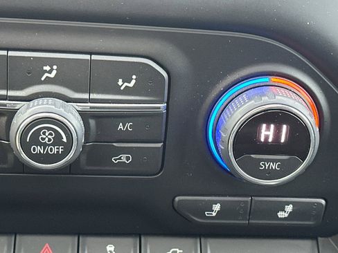 Used 2022 Chevrolet Silverado 1500 RST w/ Convenience Package II image 29