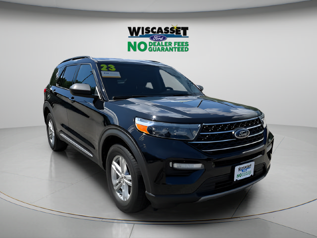 Certified 2023 Ford Explorer XLT w/ Equipment Group 202A AWD/4WD image 25