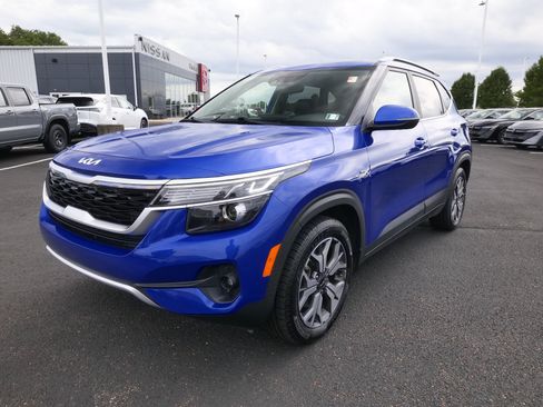 Used 2022 Kia Seltos EX AWD/4WD image 4