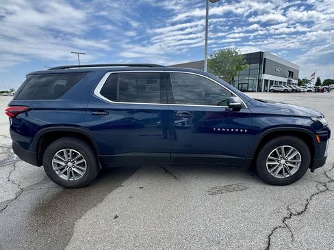 Used 2023 Chevrolet Traverse LT AWD/4WD image 6