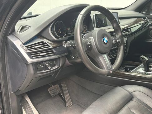 Used 2018 BMW X5 xDrive50i w/ M Sport Package AWD/4WD image 4