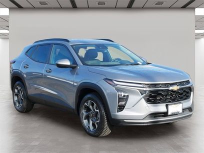 Used 2024 Chevrolet Trax LT w/ Sunroof Package