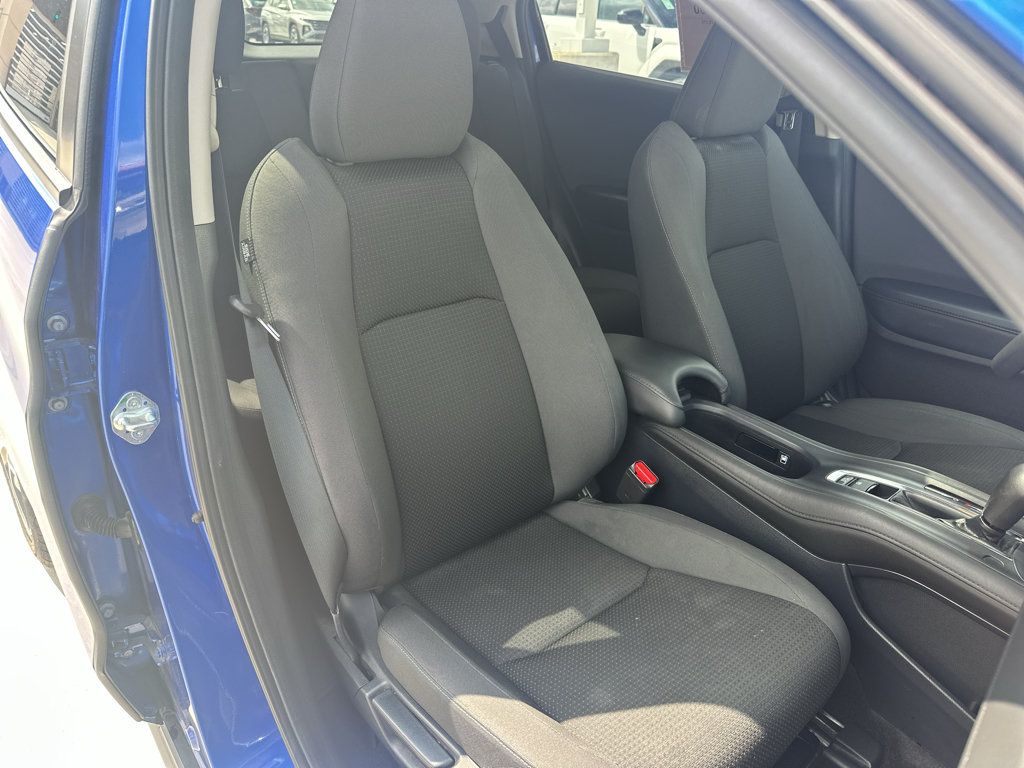 Used 2022 Honda HR-V EX image 30