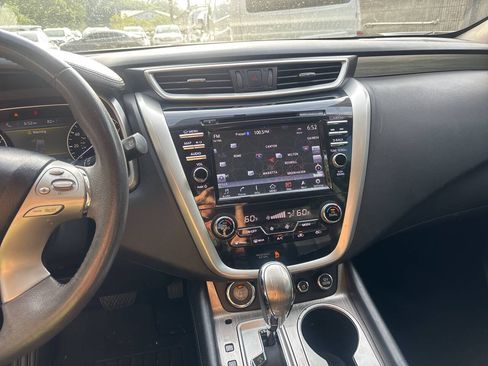 Used 2017 Nissan Murano Platinum w/ Platinum Technology Package FWD image 8