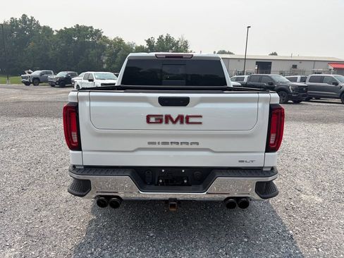 Used 2023 GMC Sierra 1500 SLT AWD/4WD image 9