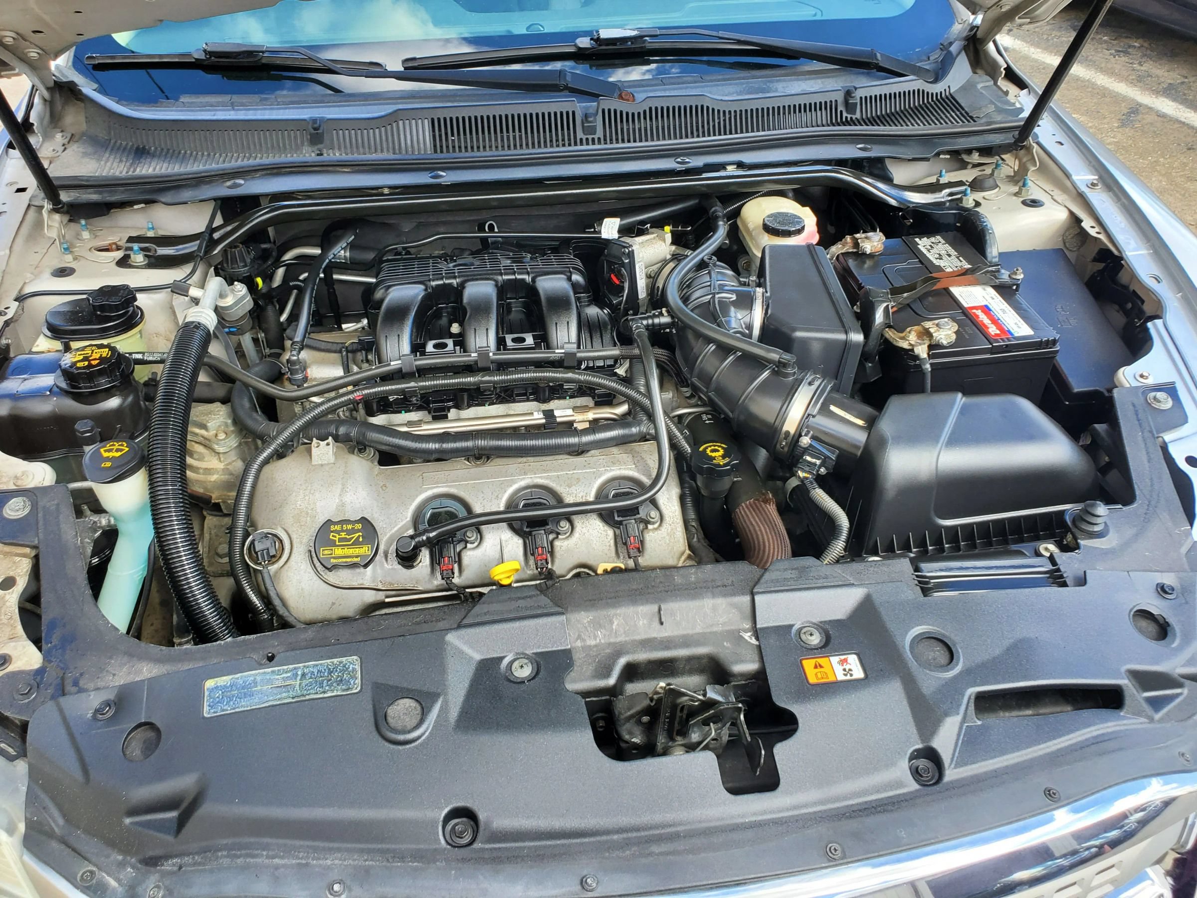 Used 2010 Ford Taurus SEL FWD image 47