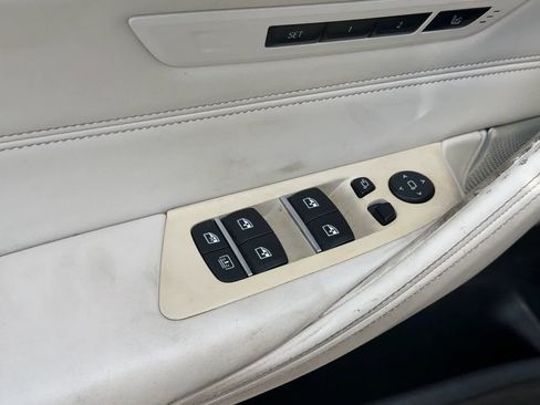 Used 2018 BMW M550i xDrive image 13