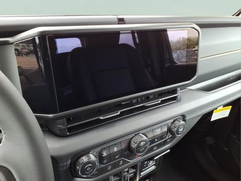 New 2026 Jeep Gladiator Mojave AWD/4WD image 15