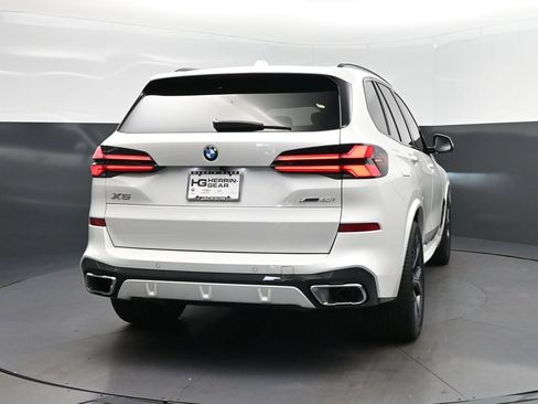 Certified 2026 BMW X5 xDrive40i w/ M Sport Package AWD/4WD image 7
