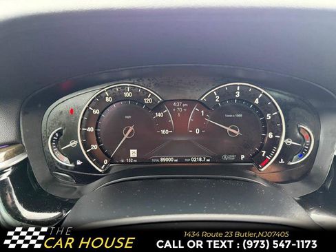 Used 2017 BMW 540i xDrive image 32