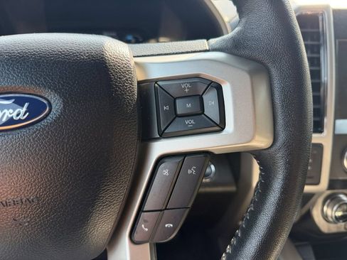 Used 2020 Ford F150 Lariat w/ Equipment Group 502A Luxury AWD/4WD image 19