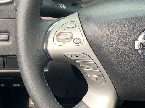 Used 2018 Nissan Murano SV FWD image 10